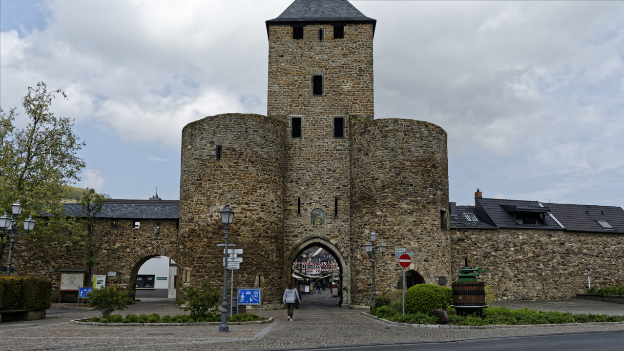 20170503  3689  Bad NeuenahrAhrweiler, RheinlandPfalz, Germany